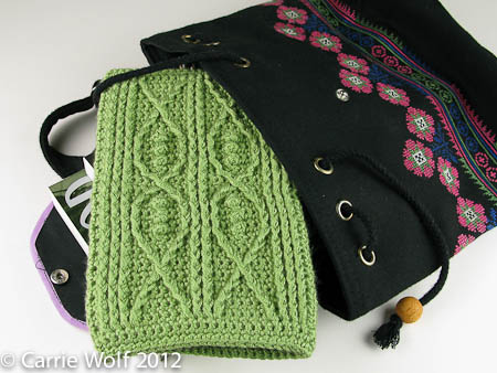 Carrie Wolf - Crochet Kindle Fire Cover Pattern