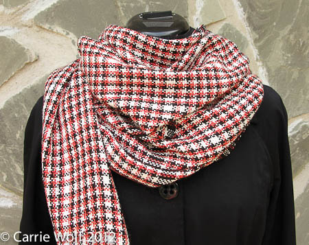 Carrie Wolf - Rigid Heddle Weaving Pattern - Graphic Houndstooth Tomato Red Black and White
